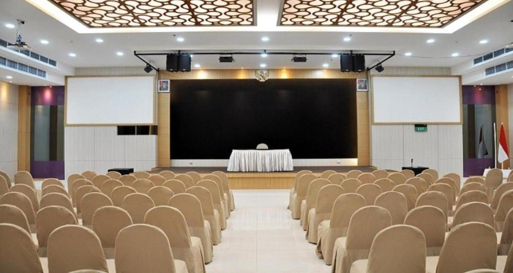Beverly Hotel Batam Nagoya Esterno foto