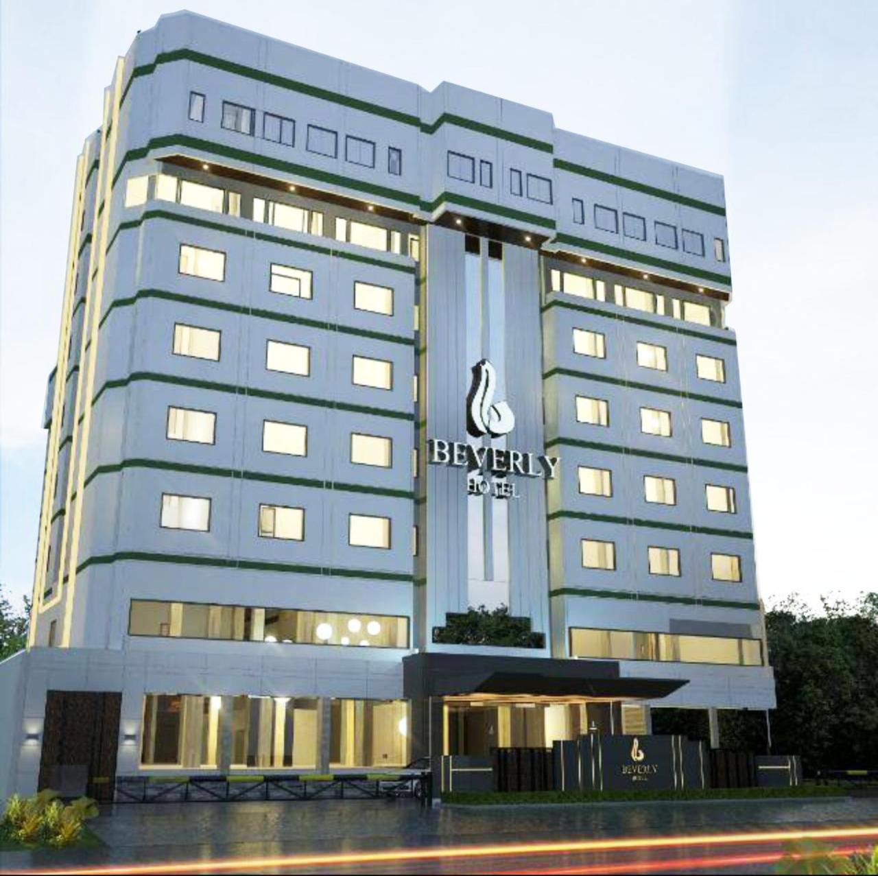 Beverly Hotel Batam Nagoya Esterno foto